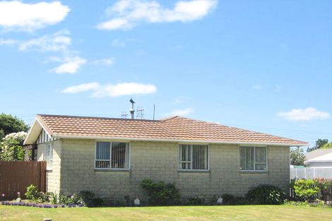 Photo of property in 36 Malabar Crescent, Broomfield, Christchurch, 8042