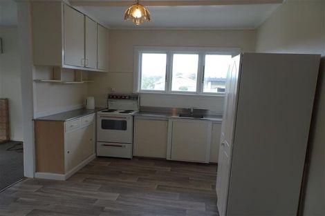 Photo of property in 6 Sandra Street, South New Brighton, Christchurch, 8062