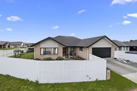 Photo of property in 8 Chalgrove Road, Huntington, Hamilton, 3210