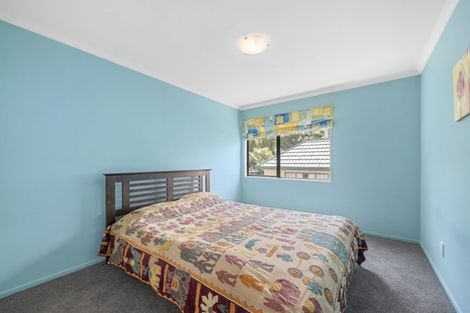 Photo of property in 23 Amesbury Drive, Churton Park, Wellington, 6037