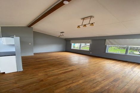 Photo of property in 445 Don Buck Road, Massey, Auckland, 0614