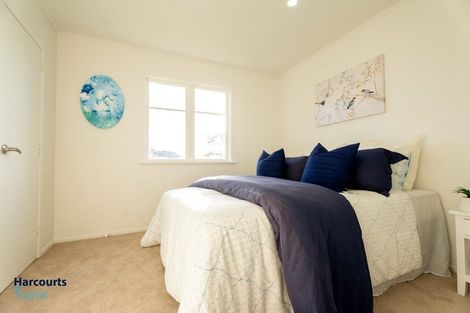 Photo of property in 96 Rosier Road, Glen Eden, Auckland, 0602