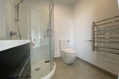 Photo of property in 62u4 Spenmoor Street, Newlands, Wellington, 6037