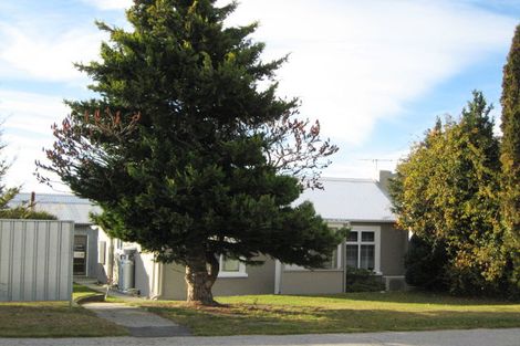 Photo of property in 13 Molyneux Avenue, Cromwell, 9310