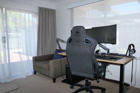 Photo of property in 25 Fairfield Avenue, Fairfield, Lower Hutt, 5011