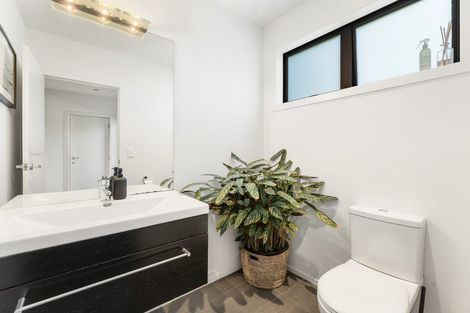 Photo of property in 7/144 Third Avenue, Tauranga, 3110