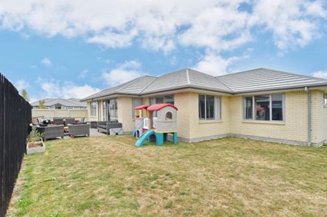Photo of property in 50 Koura Drive, Rangiora, 7400
