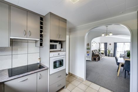 Photo of property in 8b Banff Place, Tamatea, Napier, 4112