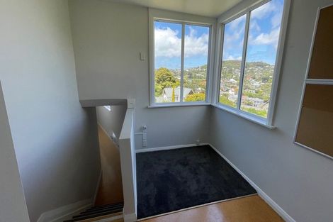 Photo of property in 66 Simla Crescent, Khandallah, Wellington, 6035