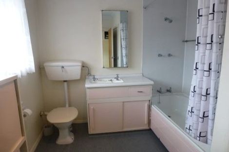Photo of property in 23u2 Trafalgar Street, Johnsonville, Wellington, 6037