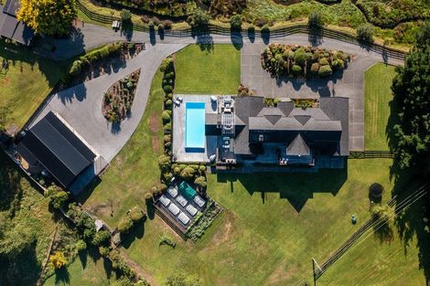 Photo of property in 2 Otaihanga Road, Paraparaumu Beach, Paraparaumu, 5032