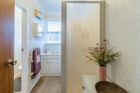 Photo of property in 5 Ely Place, Levin, 5510