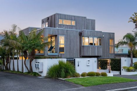 Photo of property in 8a Rarere Road, Hauraki, Auckland, 0622