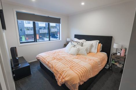 Photo of property in 16 Holystone Road, Whitby, Porirua, 5024