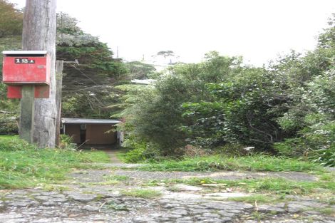 Photo of property in 121 Ruskin Road, Newlands, Wellington, 6037