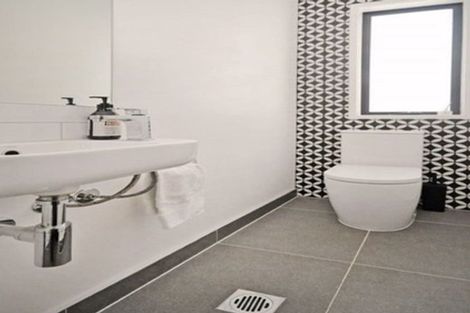 Photo of property in 25/1 Scott Road, Hobsonville, Auckland, 0616