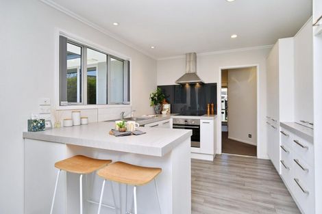 Photo of property in 4 Hurst Place, Parklands, Christchurch, 8083