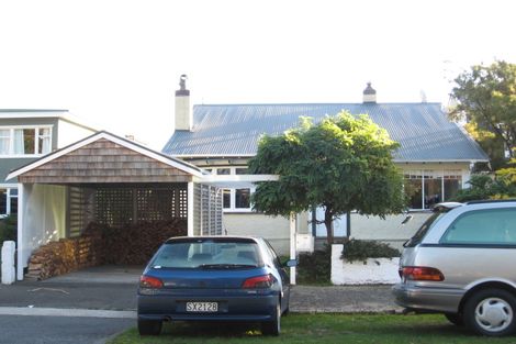 Photo of property in 116 Oroua Street, Eastbourne, Lower Hutt, 5013