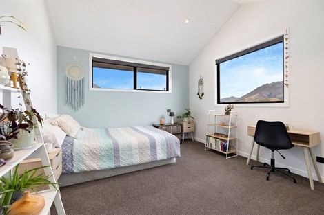 Photo of property in 6 Shepherd Road, Jacks Point, Queenstown, 9371