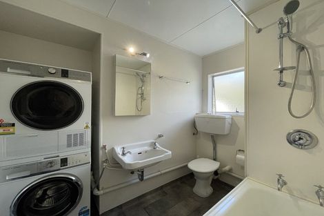 Photo of property in 161u6 Glenmore Street, Kelburn, Wellington, 6012