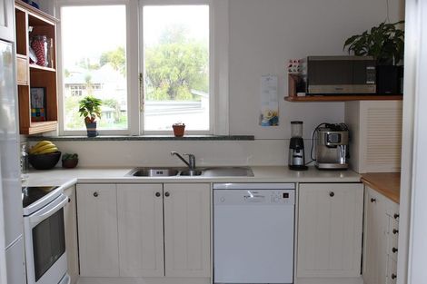 Photo of property in 127 Hataitai Road, Hataitai, Wellington, 6021
