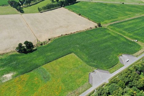 Photo of property in 46 Oparatai Road, Mangatainoka, Pahiatua, 4982