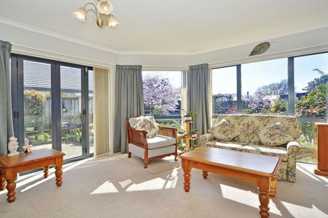 Photo of property in 5 Saint Pauls Court, Highbury, Palmerston North, 4412