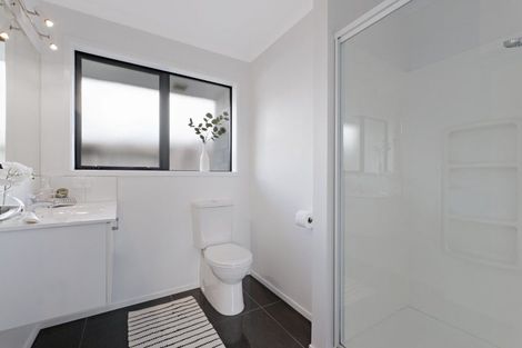 Photo of property in 5 Oka Street, Papamoa Beach, Papamoa, 3118