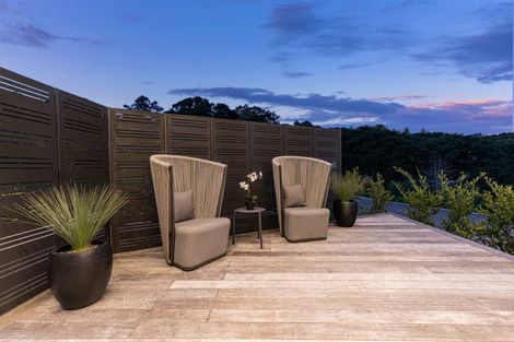 Photo of property in 351 Upper Harbour Drive, Greenhithe, Auckland, 0632