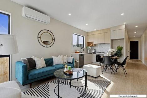 Photo of property in 29 Paretao Street, Massey, 0614