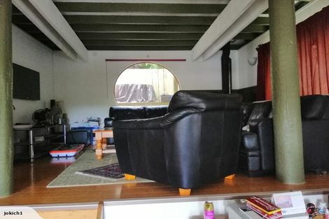 Photo of property in 2/31 King Richard Place, Browns Bay, Auckland, 0630