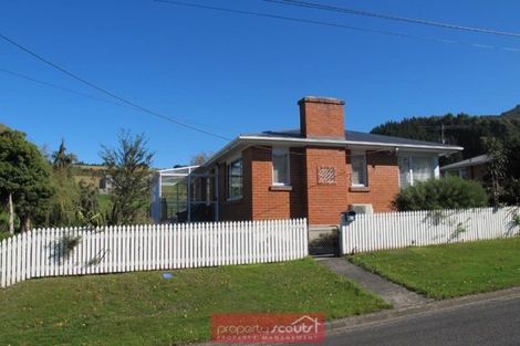 Photo of property in 67 Hall Street, Cobden, Greymouth, 7802