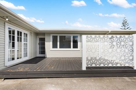 Photo of property in 19 Shrimpton Road, Haumoana, 4102