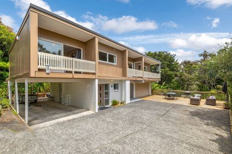 Photo of property in 8 Tranquil Glade, Hillcrest, Auckland, 0627