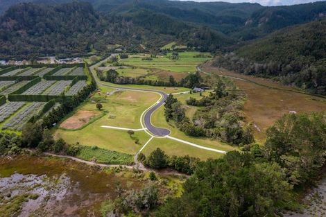 Photo of property in 31 North Ridge Drive, Pauanui, 3579