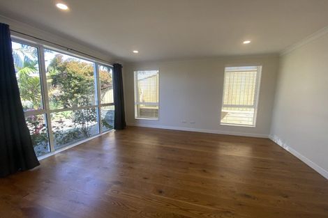 Photo of property in 38 Bounty Road, Long Bay, Auckland, 0630