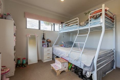 Photo of property in 3 Abbot Avenue, Waipawa, 4210