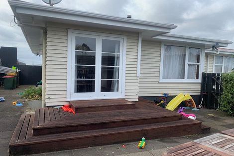 Photo of property in 17 Clearmont Crescent, Blagdon, New Plymouth, 4310