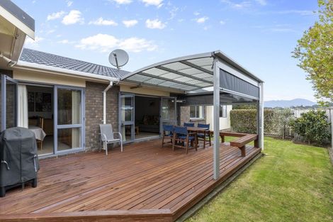 Photo of property in 64 Branch Road, Highlands Park, New Plymouth, 4312