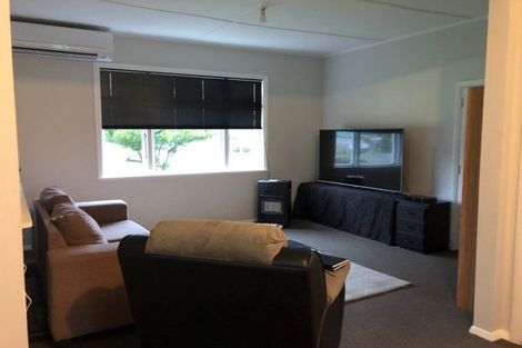 Photo of property in 32 Grey Street, Marton, 4710