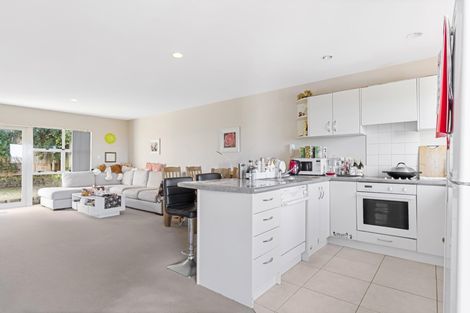 Photo of property in 11/57 Gladstone Road, Northcote, Auckland, 0627