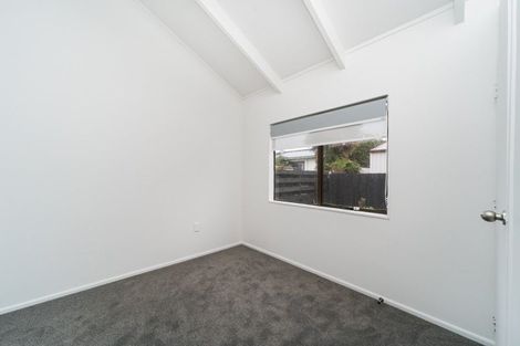 Photo of property in 2 Peter Hall Drive, Kelvin Grove, Palmerston North, 4414