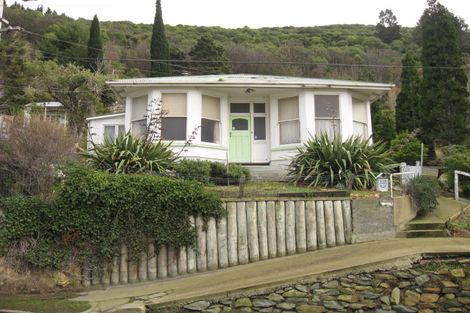 Photo of property in 115 Ravensbourne Road, Ravensbourne, Dunedin, 9022