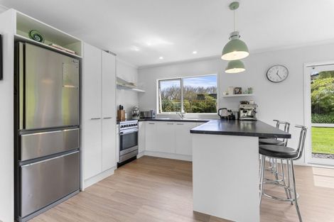 Photo of property in 489a Barrett Road, Omata, New Plymouth, 4374