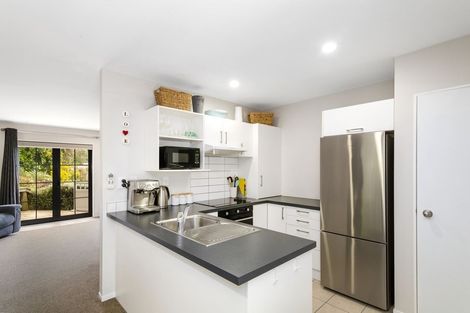 Photo of property in 25u3 Hollies Crescent, Johnsonville, Wellington, 6037
