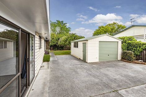 Photo of property in 2/181 Wairakei Road, Bryndwr, Christchurch, 8053