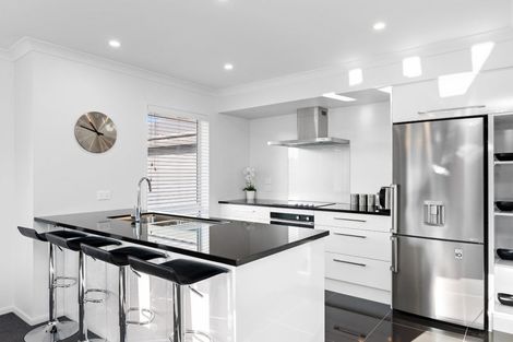 Photo of property in 9 Polish Settlers Place, Marshland, Christchurch, 8083