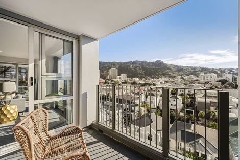 Photo of property in Stadium Garden Flats, 502/107 Thorndon Quay, Pipitea, Wellington, 6011