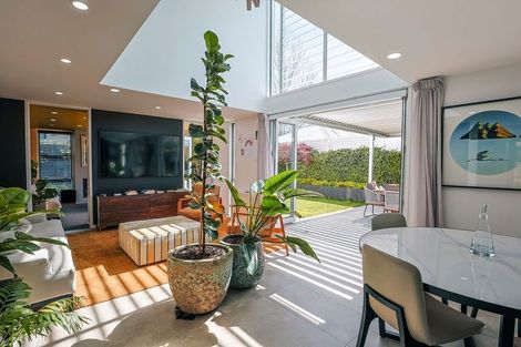Photo of property in 76a Glandovey Road, Fendalton, Christchurch, 8052