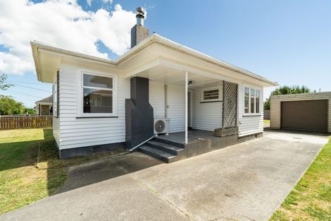 Photo of property in 32 Elizabeth Street, Levin, 5510